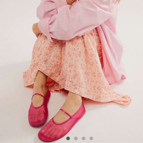 New Jeffrey Campbell Swan Lake Moira Mesh Flats Ballet Shoes Pink Fuchsia - Picture 4 of 13